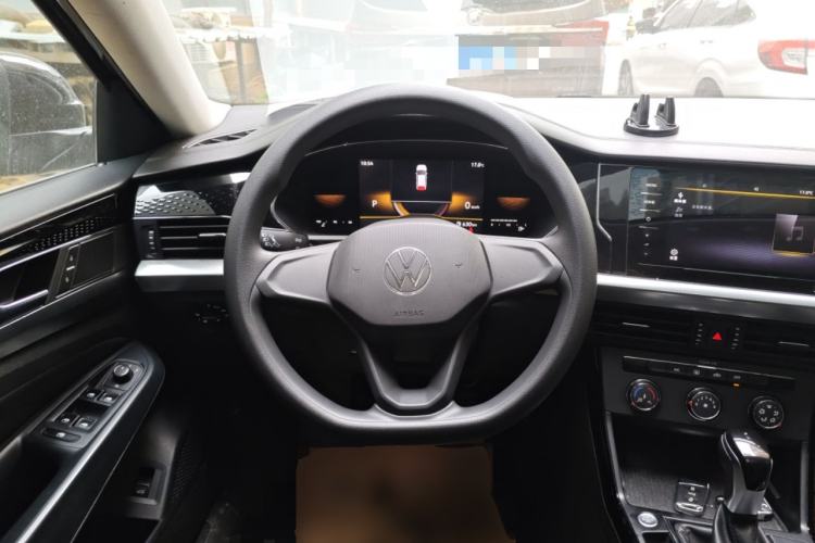 Used Volkswagen Passat 2022 280TSI Business Edition Steering Wheel