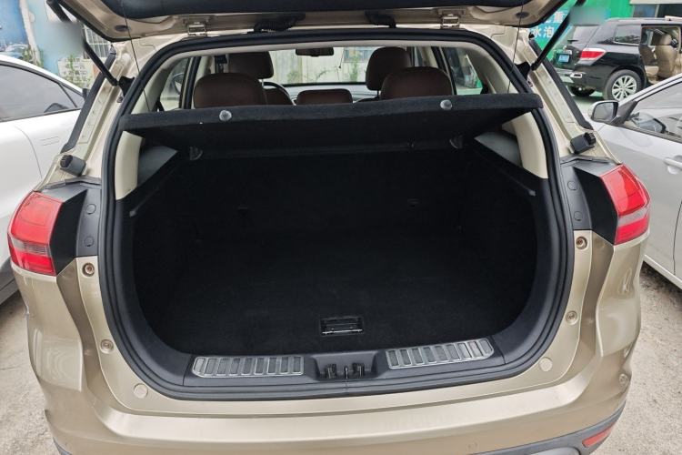 Used Geely Auto Emgrand X7 Sport 2016 1.8TD Automatic ZhiZun Version
