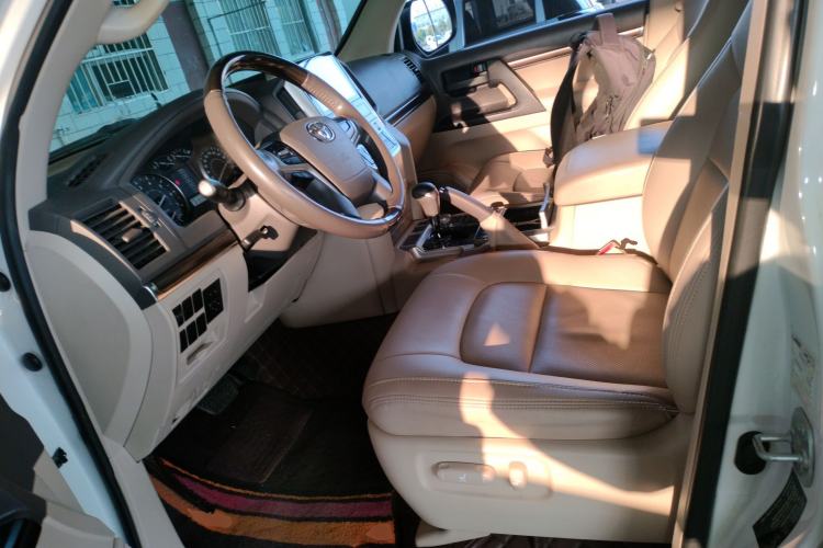 Used Toyota Land Cruiser 2019 4.0L GX-R 7 Seats Parallel Import