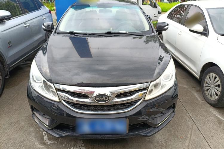 Used BYD Surui 2015 Revised Version 1.5L Manual Luxury Edition
