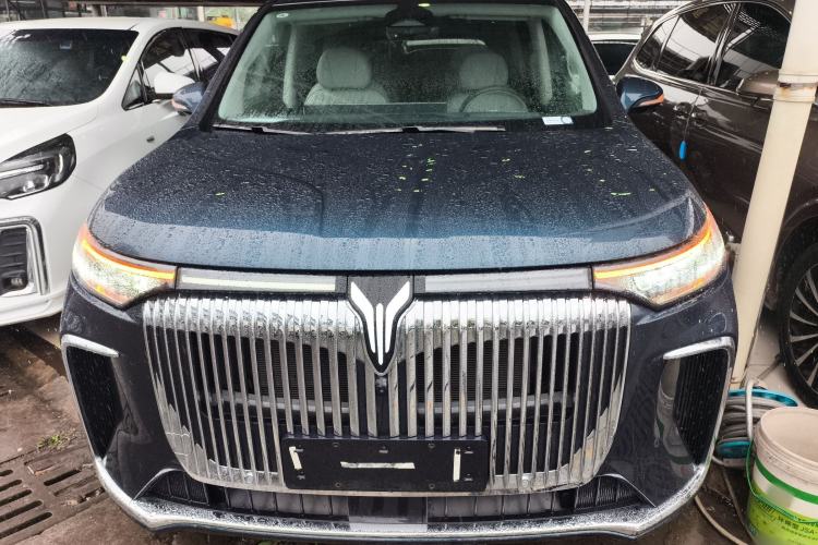 Used VOYAH Dream 2025 PHEV Four-Wheel-Drive Flagship Kunpeng Edition Front