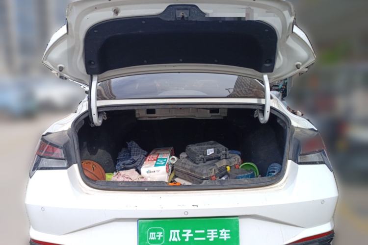 Used Hyundai Elantra 2021 1.5L CVT LUX Prestige Edition
