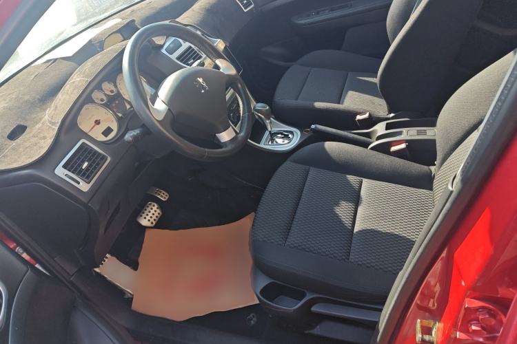 Used Peugeot 307 2013 1.6L Automatic CROSS Left Front Seat