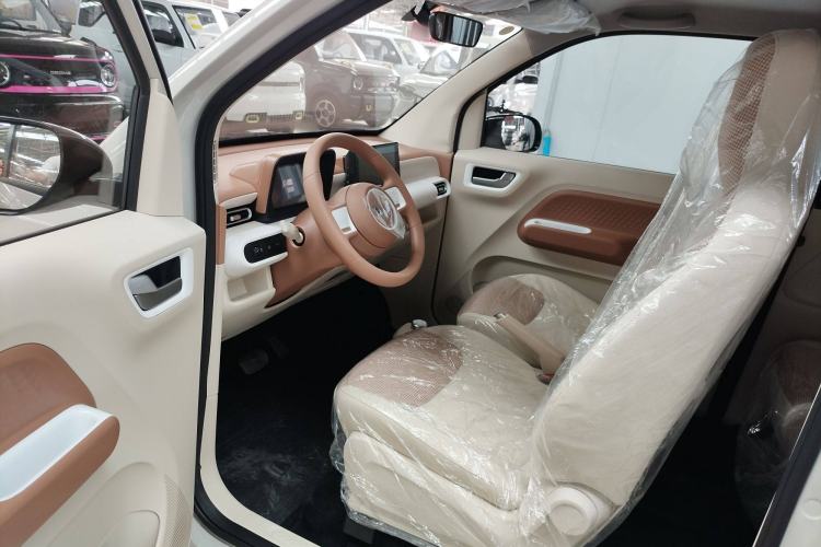 Used Wuling Hongguang MINIEV 2024 3rd Generation 215km Youth Edition