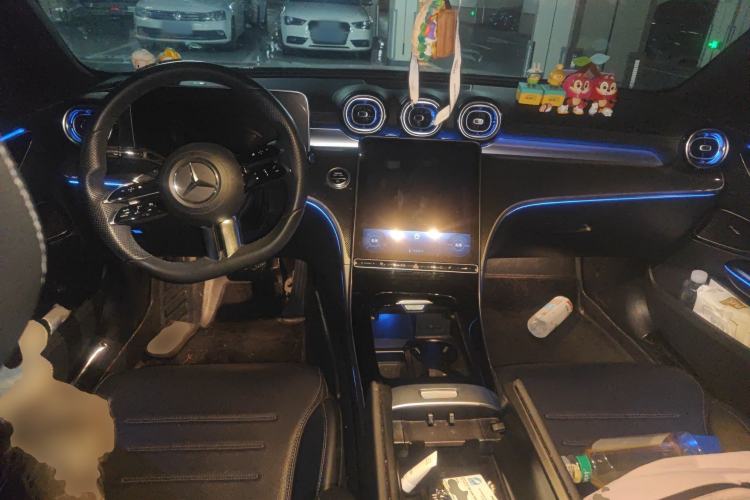 Used Mercedes-Benz C-Class 2023 Facelift C 260 L Center Console