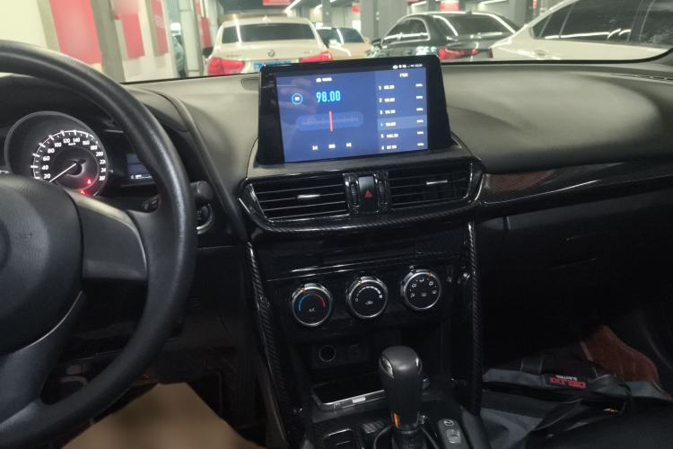 Used Mazda CX-4 2016 2.0L Automatic 2WD Blue Sky Dynamic Edition
