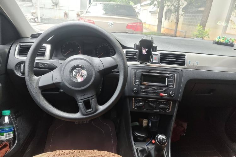 Used Volkswagen Santana 2013 1.6L Manual Comfort Edition
