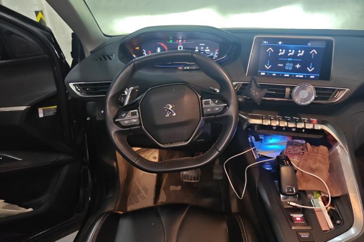 Used Peugeot 4008 2019 350THP First Edition Steering Wheel