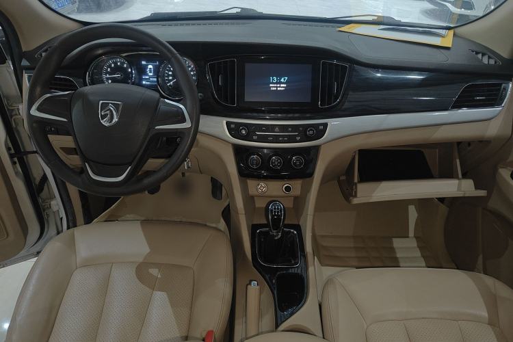 Used Baojun 730 2016 1.5L Manual Comfort Version 7 Seats China V Emission Standard