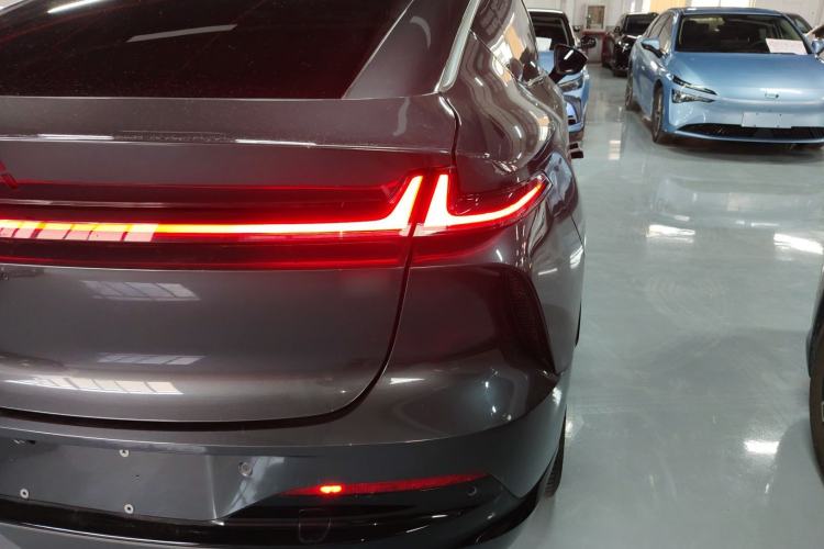 Used Rising R7 2024 Advanced Edition