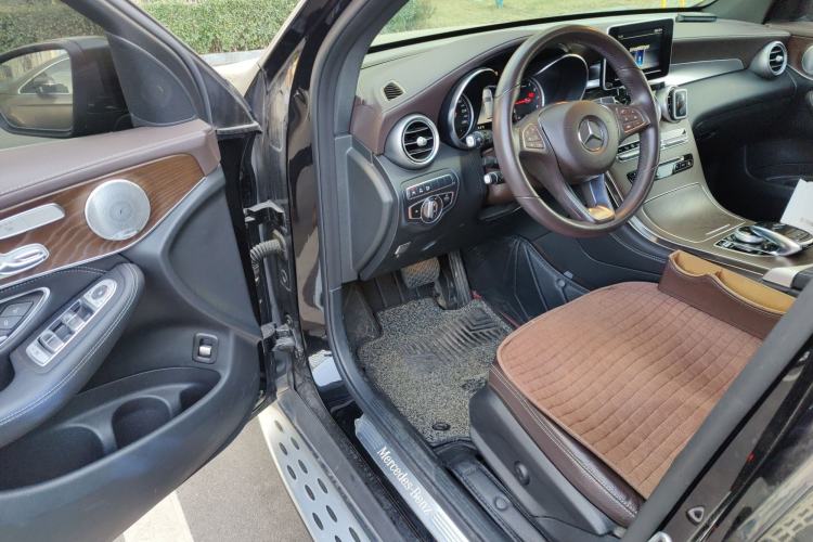 Used Mercedes-Benz GLC 2019 GLC 300 L 4MATIC Dynamic Model