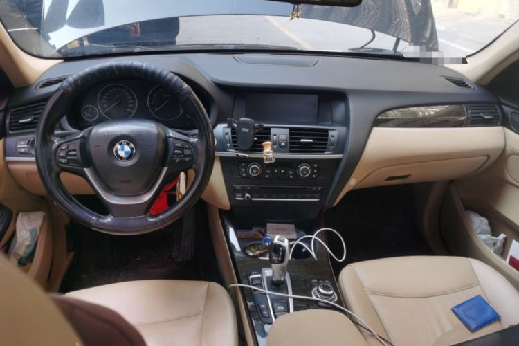 Used BMW X3 2011 xDrive28i Luxury Model
