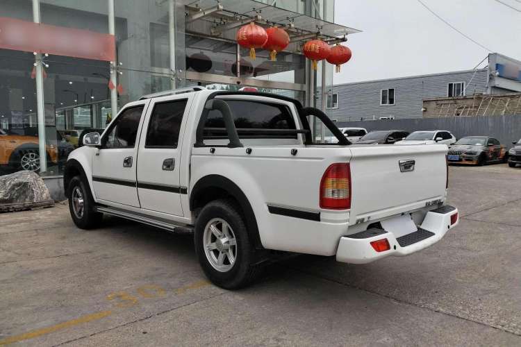 Used Foton Sapporo 2018 2.4L Two-Wheel Drive Comfort Version Standard Cab 4G69S4M