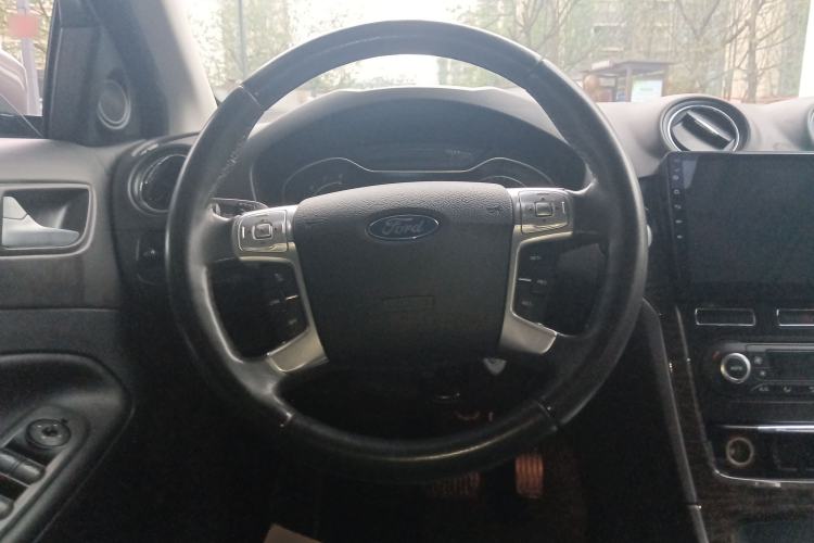 Used Ford Mondeo 2013 2.3L Luxury Model