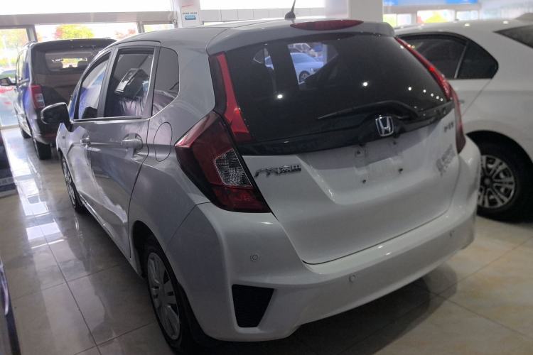 Used Honda Fit 2016 1.5L LXS CVT Comfort Sunroof Version Exterior 5