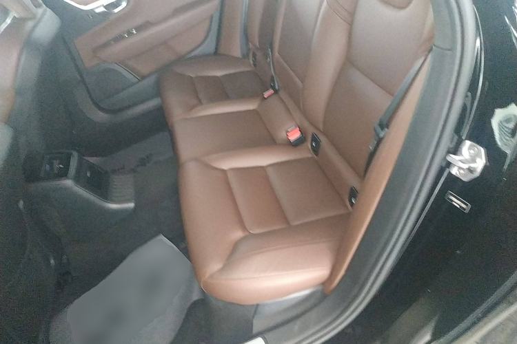 Used Volvo S90 New Energy 2021 T8 eDrive Hybrid Zhiyi Luxury Edition
