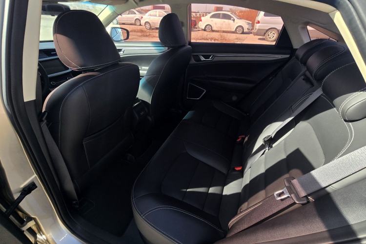 Used Geely Auto Emgrand GL 2018 1.8L Manual Elite Smart Connectivity Version