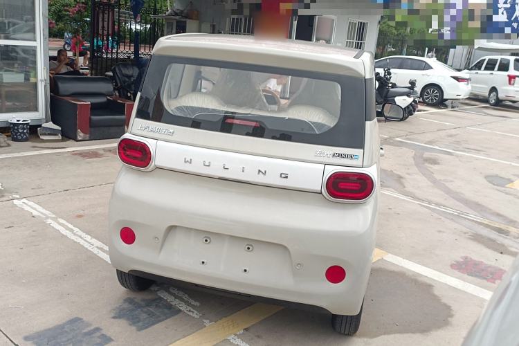 Used Wuling Hongguang MINIEV 2024 3rd Generation 215km Youth Edition