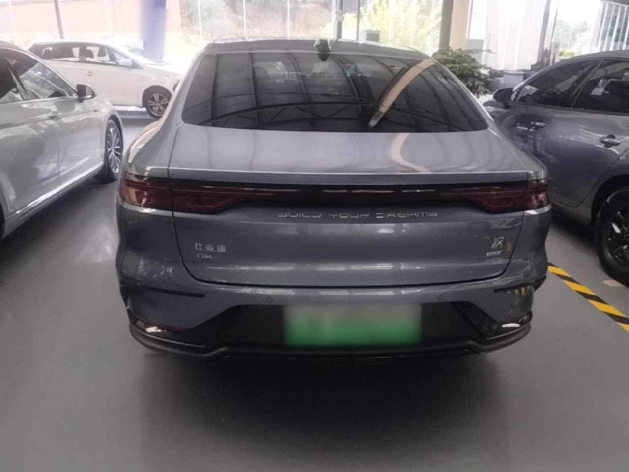 BYD Han 2025 DM-i Intelligent Driving Edition 245KM Prestigious Edition — снимка 5