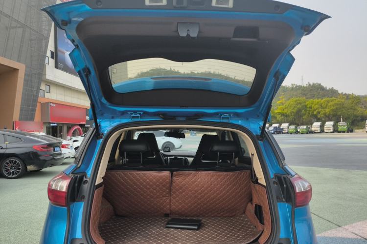 Used Leopaard CS9 2018 1.5T CVT Jingrui Model Trunk