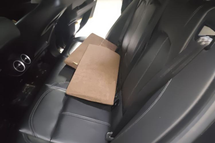 Used Alfa Romeo Stelvio 2017 2.0T 200HP Luxury Edition Left Rear Seat