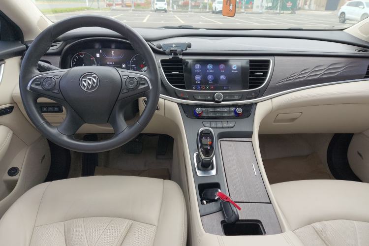 Used Buick LaCrosse 2019 28T Avenir
