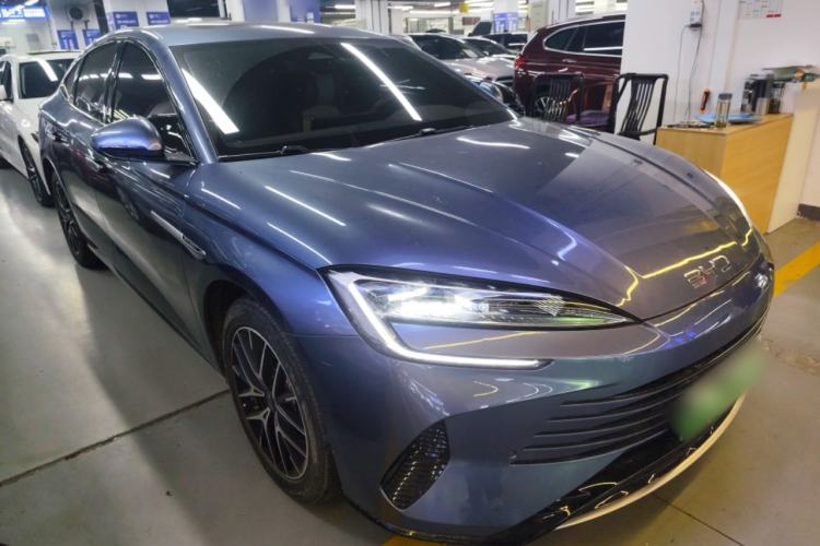 Used BYD Seal 2023 DM-i 1.5T 121km Flagship Model Front Right 45 Deg