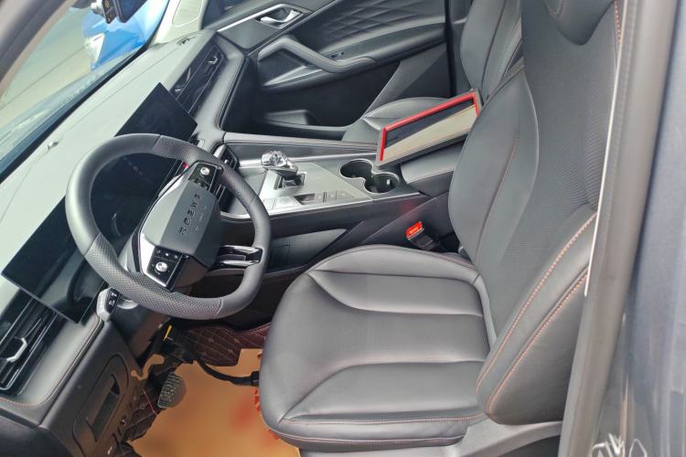 Used Roewe RX5 New Energy 2023 eRX5 Super Hybrid Premium Edition Left Front Seat