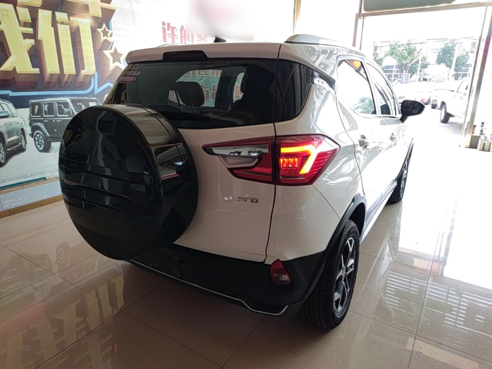 BYD Yuan Pro 2023 401KM Luxury Version — снимка 6