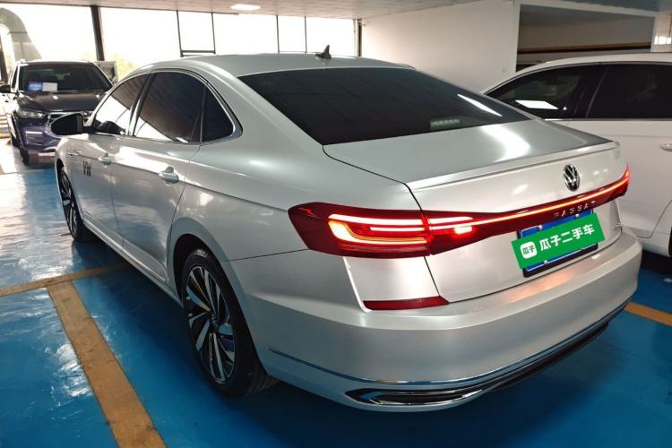 Used Volkswagen Passat 2023 330TSI Starry Elite Edition
