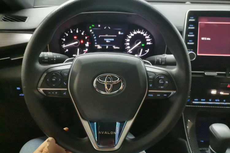 Used Toyota Avalon 2019 2.5L Ambition Version China VI Standard Steering Wheel