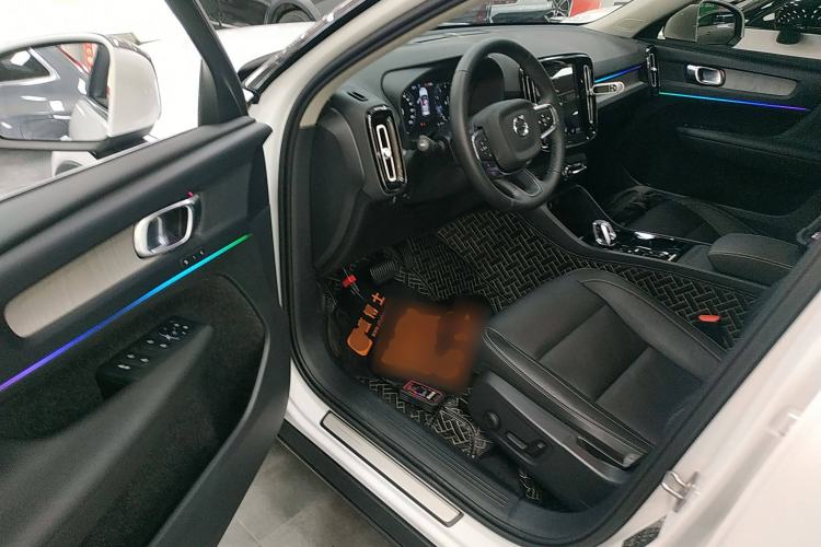 Used Volvo XC40 2022 T4 Four-Wheel Drive Smart & Luxurious Edition