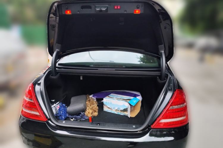 Used Mercedes-Benz S-Class 2010 S 300 L Luxury Model