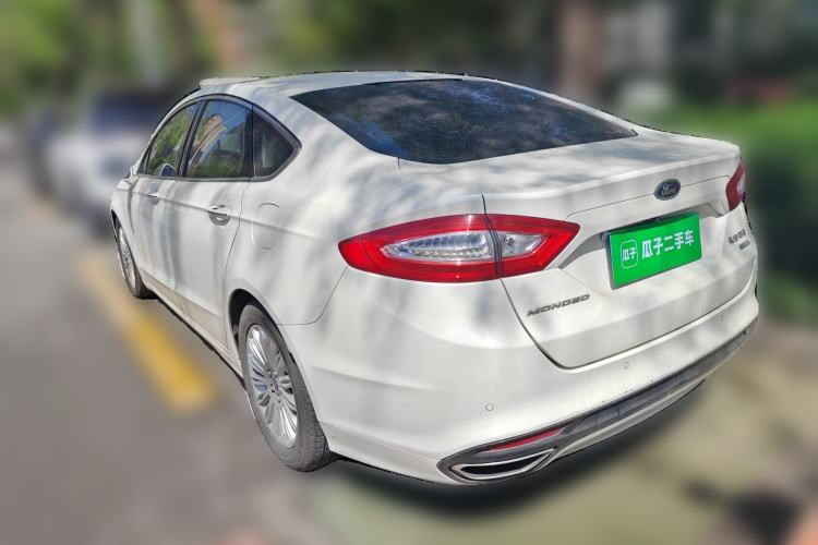 Used Ford Mondeo 2013 2.0L GTDi 200 Luxury Model Rear Left 45 Deg