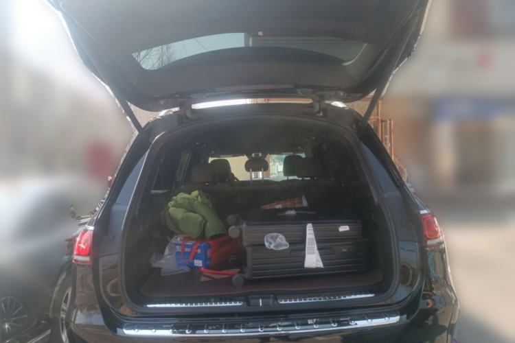 Used Mercedes-Benz GLS  Trunk