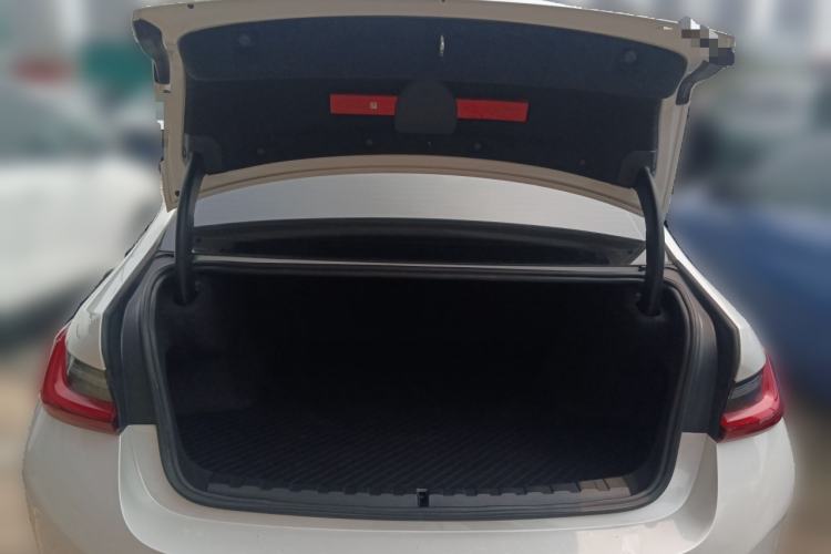 Used BMW i3 2022 eDrive 35 L Trunk