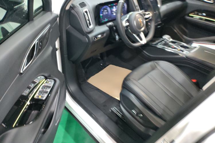 Used Hongqi HS3 PHEV 2024 PHEV 115km Jingwei Edition