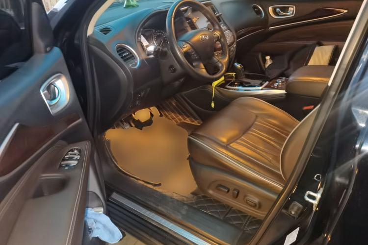 Used Infiniti QX60 2018 2.5 S/C Hybrid Four-Wheel-Drive Champion Family Edition Driver Seat