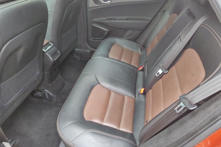 Used Geely Auto Emgrand GS 2016 Elegant Edition 1.3T Automatic ZhenShang Model Left Rear Seat