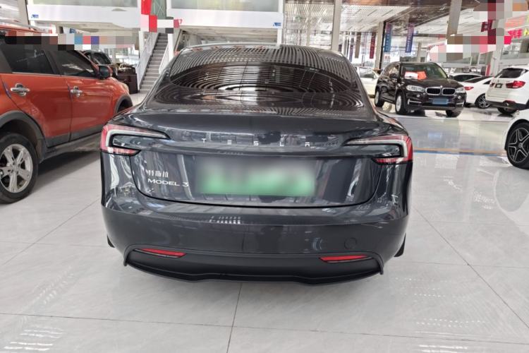 Used Tesla Model 3 2025 Rear-Wheel-Drive Version
