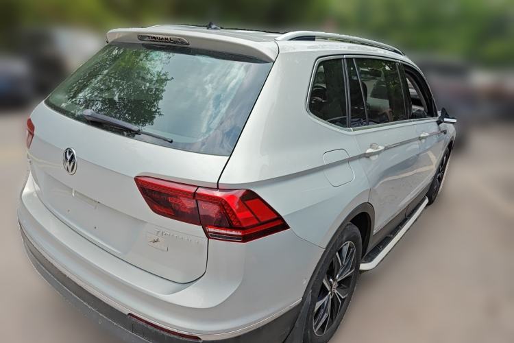 Used Volkswagen Tiguan L 2017 330TSI Automatic Two-Wheel Drive Flagship Edition
