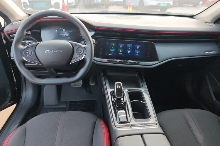 Used Dongfeng Aeolus Yixuan MAX 2024 1.5T Luxury Edition
