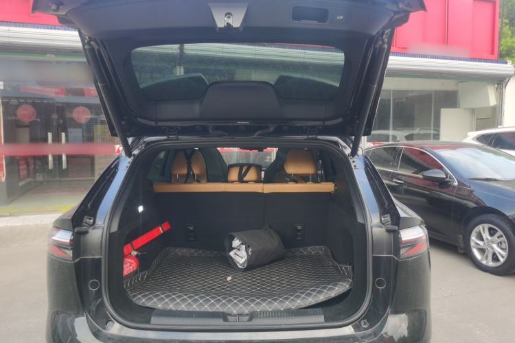 Used Roewe RX5 2023 1.5T Elite Edition Trunk