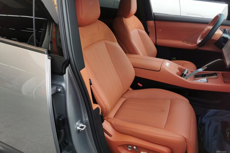 Used ONVO L60 2024 60 kWh All-Wheel Drive