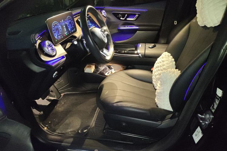 Used Mercedes-Benz EQE 2022 350 Pioneer Edition Driver Seat