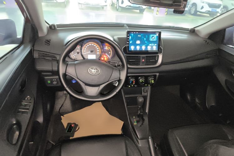 Used Toyota YARiS L Zhi Xuan 2021 X-Trail 1.5L CVT Leading Edition Center Console