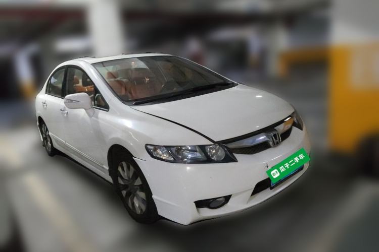 Used Honda Civic 2009 1.8L automatic luxury edition Front Right 45 Deg