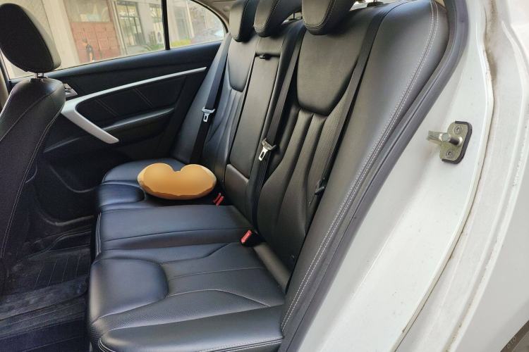 Used Geely Auto Emgrand 2017 Sedan Million Edition 1.5L CVT Upward Version
