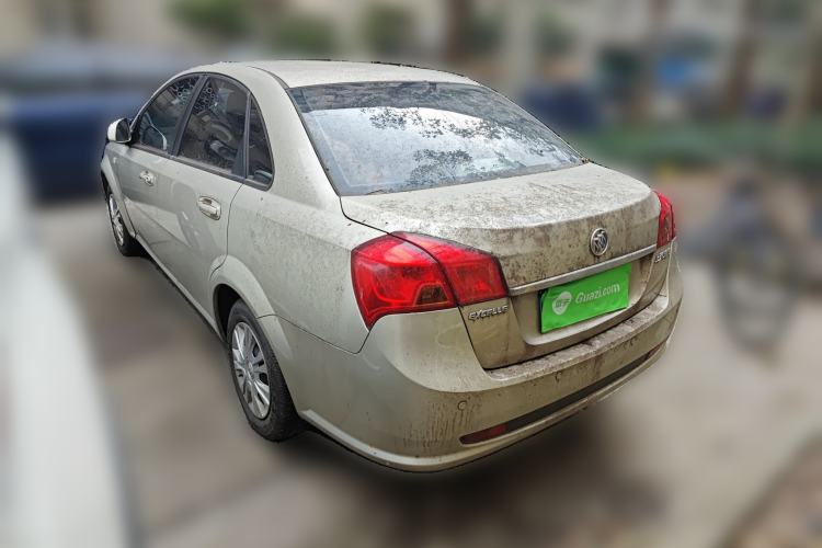 Used Buick Excelle 2015 1.5L Manual Classic Trim
