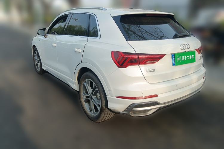 Used Audi Q3 2021 40 TFSI Fashion Dynamic Model